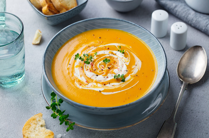 https://cl-jumbo-recipes-cms.ecomm.cencosud.com/cms/cl/Recetas_Jumbo/view_version/65fb075f8cccb44deff53e43/51c74af9-5158-472c-8311-8462c3385340.jpg